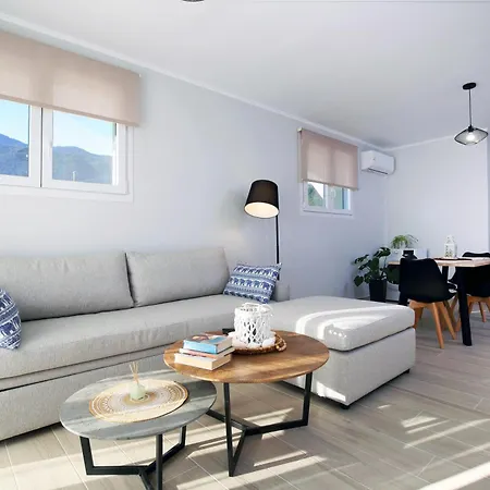 Lejlighed Mesogea Luxury *