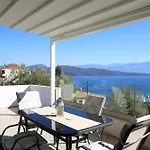 Mesogea Luxury Apartamento Nikiana